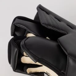 Bauer GSX Junior Goalie Blocker S23 22 Bauer GSX Junior Goalie Blocker S23 -Bauer Shop bauer blockers bauer gsx junior goalie blocker s23 30444741853250