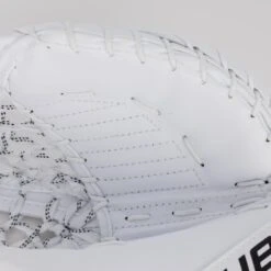 Bauer GSX Intermediate Goalie Catcher S23 -Bauer Shop bauer catchers bauer gsx intermediate goalie catcher s23 30445046857794