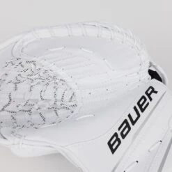 Bauer GSX Junior Goalie Catcher S23 -Bauer Shop bauer catchers bauer gsx junior goalie catcher s23 30444923748418