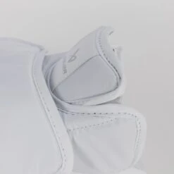 Bauer GSX Senior Goalie Catcher S23 -Bauer Shop bauer catchers bauer gsx senior goalie catcher s23 30444789989442