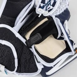 Bauer Supreme M5 Pro Intermediate Goalie Catcher -Bauer Shop bauer catchers bauer supreme m5 pro intermediate goalie catcher 29034570580034