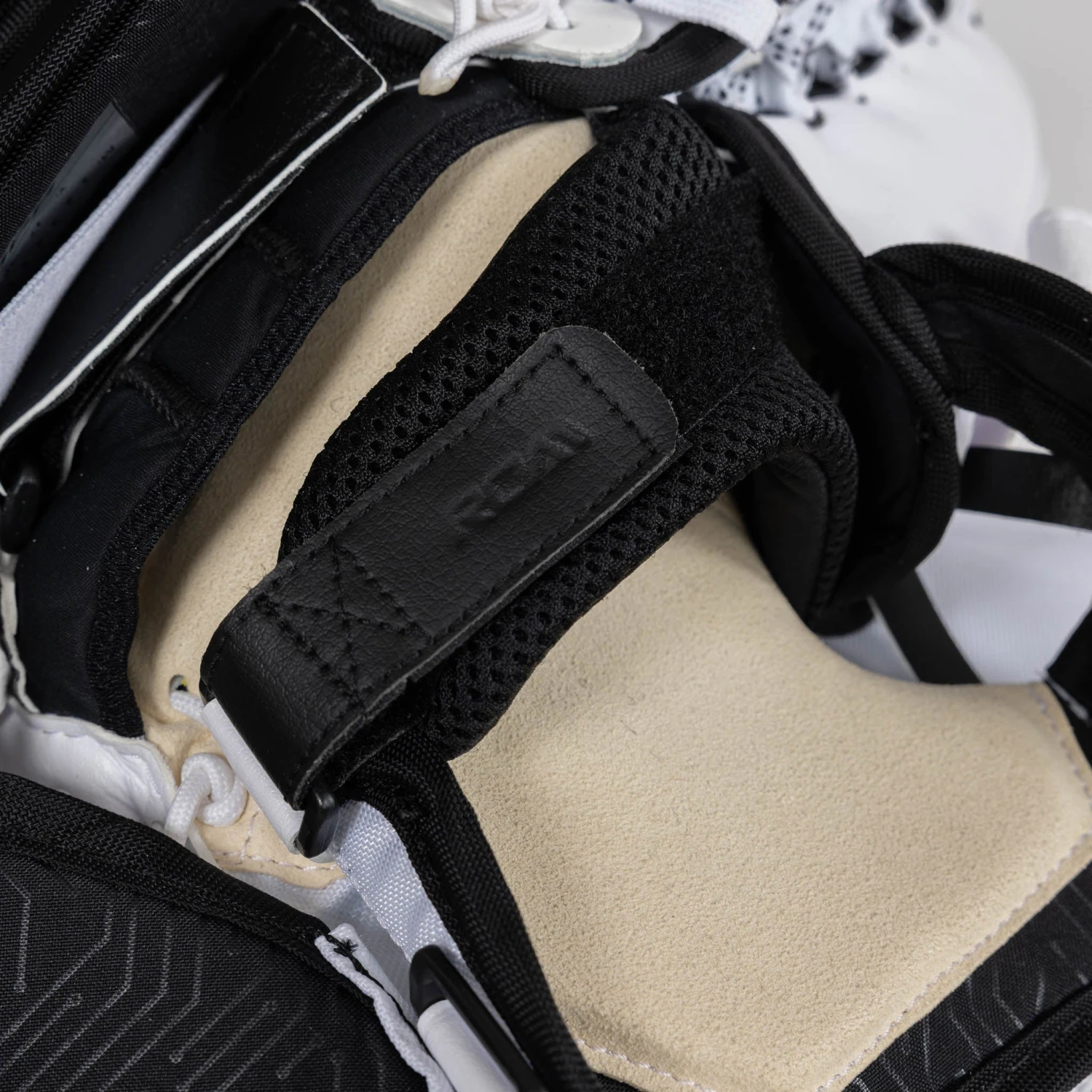 Bauer Supreme Mach Senior Goalie Catcher 11 Bauer Supreme Mach Senior Goalie Catcher - Image 11