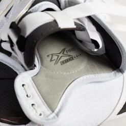 Bauer Vapor 2X Pro Senior Goalie Catcher 36 Bauer Vapor 2X Pro Senior Goalie Catcher -Bauer Shop bauer catchers bauer vapor 2x pro senior goalie catcher 5324452397122