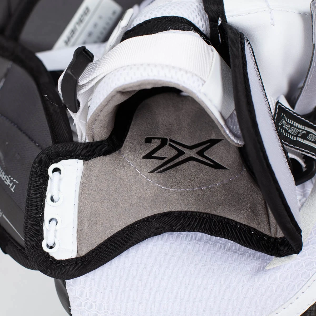 Bauer Vapor 2X Senior Goalie Catcher 11 Bauer Vapor 2X Senior Goalie Catcher - Image 11
