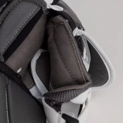 Bauer Vapor X5 Pro Intermediate Goalie Catcher -Bauer Shop bauer catchers bauer vapor x5 pro intermediate goalie catcher 30441022390338