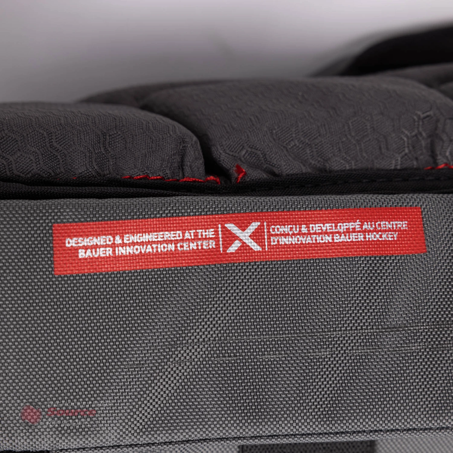 Bauer Vapor HyperLite Senior Chest & Arm Protector - Red 14 Bauer Vapor HyperLite Senior Chest & Arm Protector - Red - Image 14