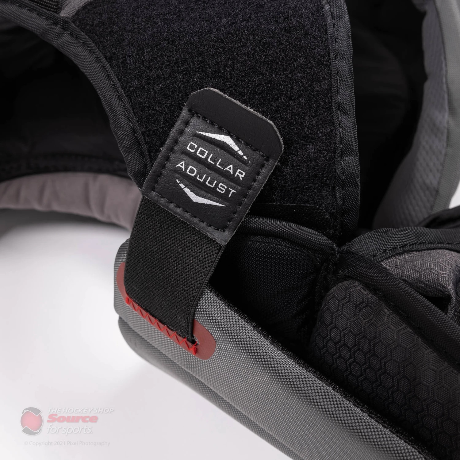 Bauer Vapor HyperLite Senior Chest & Arm Protector - Red 11 Bauer Vapor HyperLite Senior Chest & Arm Protector - Red - Image 11