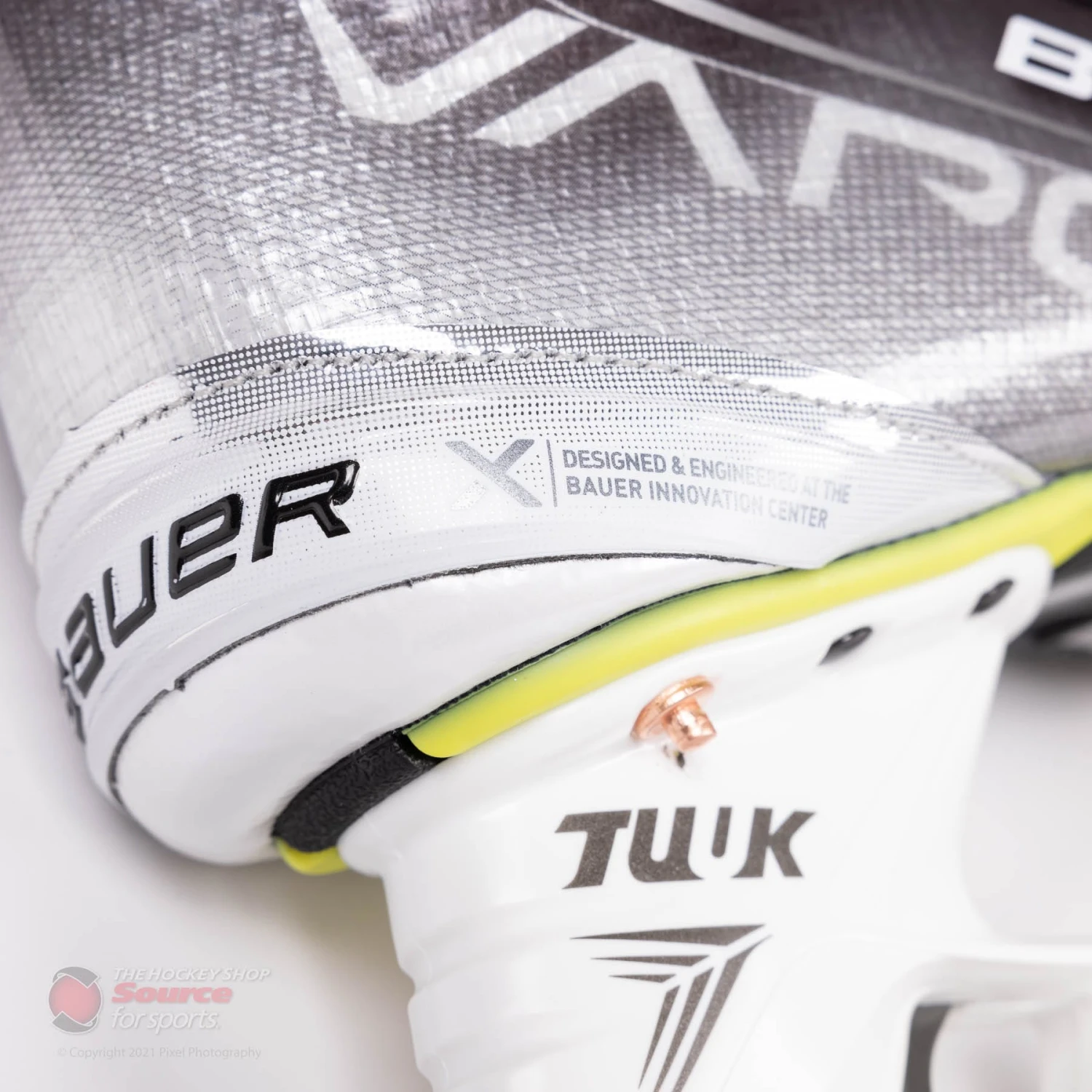 Bauer Vapor HyperLite Intermediate Hockey Skates 3 Bauer Vapor HyperLite Intermediate Hockey Skates - Image 3