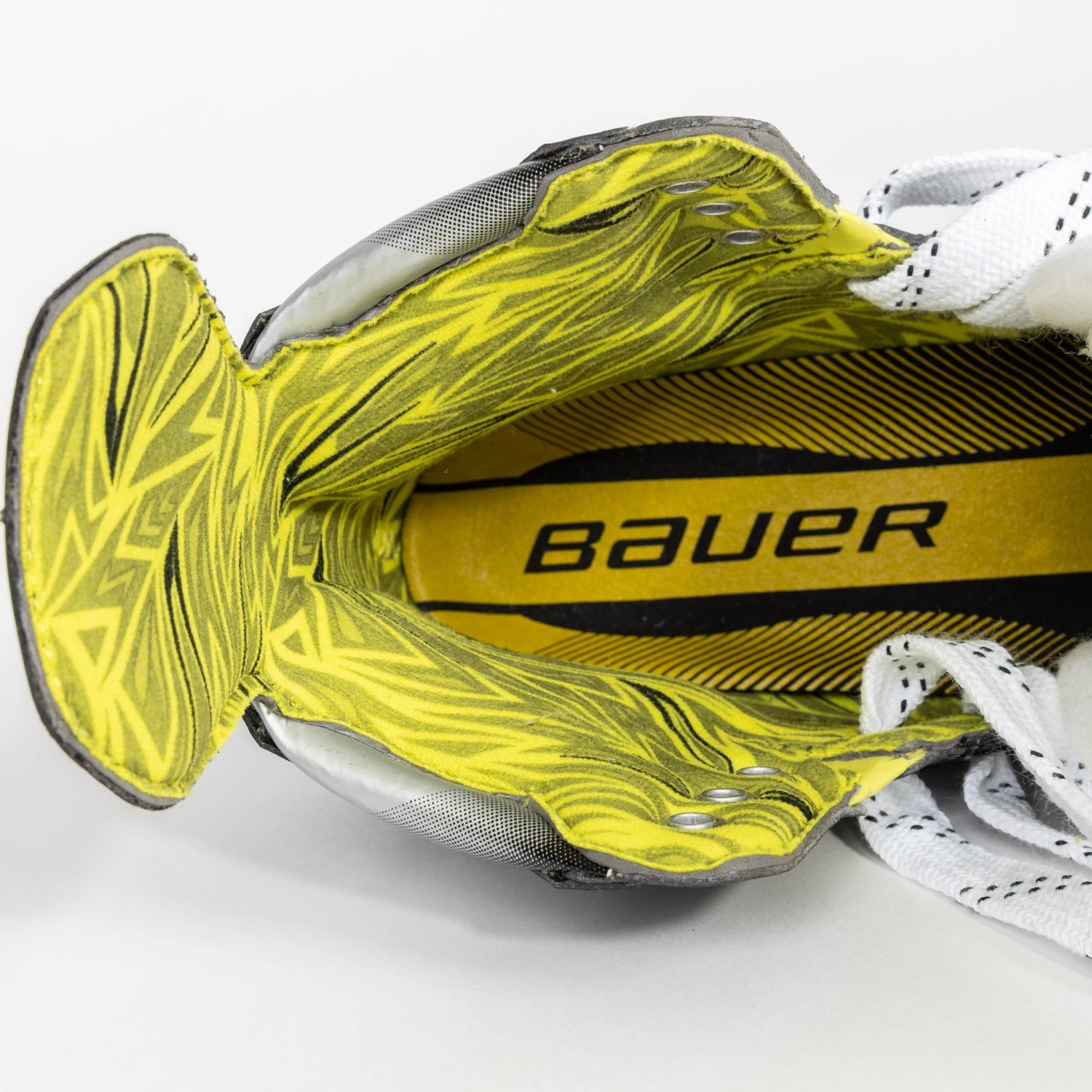 Bauer Vapor X4 Junior Hockey Skates 13 Bauer Vapor X4 Junior Hockey Skates - Image 13
