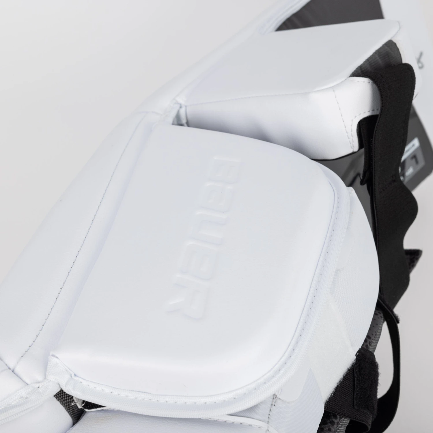 Bauer GSX Intermediate Goalie Leg Pads S23 7 Bauer GSX Intermediate Goalie Leg Pads S23 - Image 7